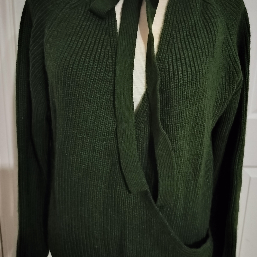 MOTF Dark Green Sweater with Tie Detail